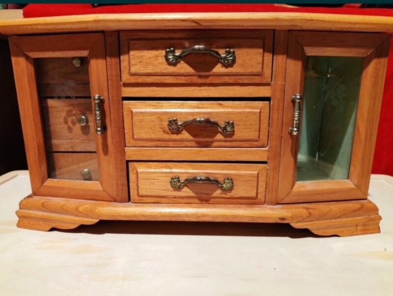 Cutie vintage franceza pentru bijuterii